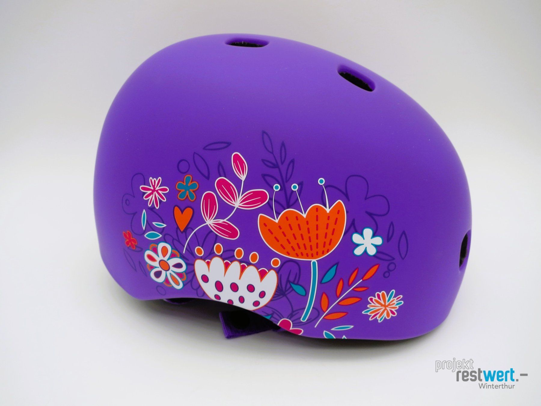 Micro Helme: MICRO Helm M (52-56cm) – Neu (gemäss Beschreibung) aus Winterthur von Restwert_Winterthur