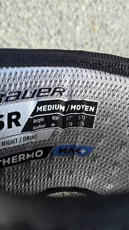 Protezioni & Imbottiture: Eishockey Ellbogenschoner Bauer 3x – Usato da Brunnen venduto da Rodge 3