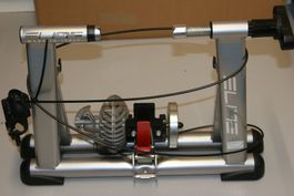Elite Hydroforce Velo Rollentrainer