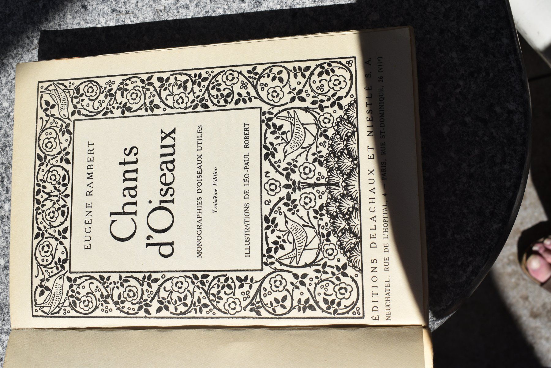 Libri: Antikes Vogelbuch "Chants d'oiseaux" von Eugene Rambert – Usato da Brügg BE venduto da Aristotolius 4