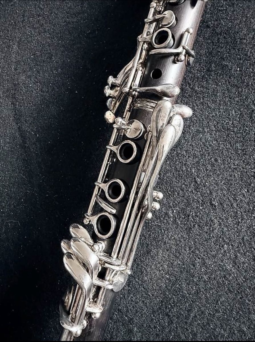 Strumenti musicali: B- Klarinette F.A. Uebel Classic L versilbert mit Eb Klappe – Usato da Grafstal venduto da NadineFrei 1