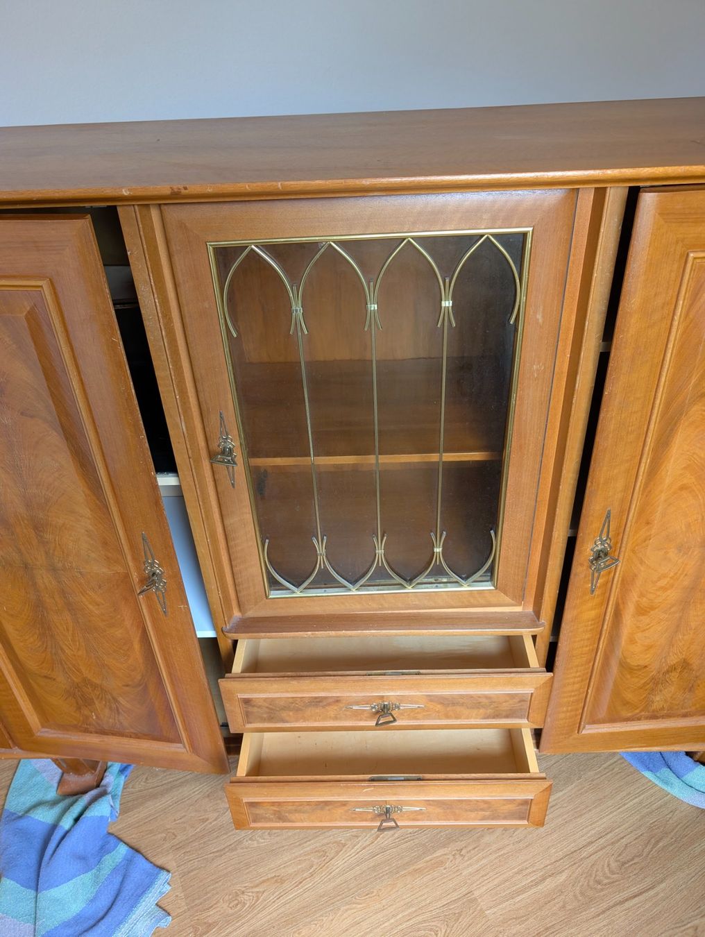 Vetrine: Alte Vitrine – Usato da Ebikon venduto da soundundvielfalt 4