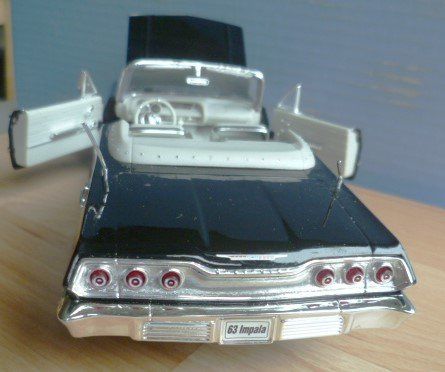 Chevrolet Modellini d'auto: Chevrolet Impala 1963  20cm lang – Usato da Effretikon venduto da Heimstudio 6