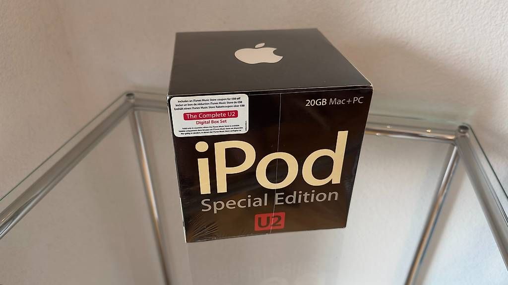 Lettore multimediale portatile: Original Apple iPod U2 Special Edition – Usato da Zug venduto da tho_b78v