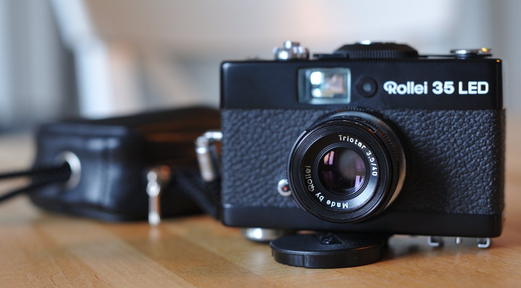 Rollei Fotocamera: Rollei 35 LED – Usato da Basel venduto da catcatdog