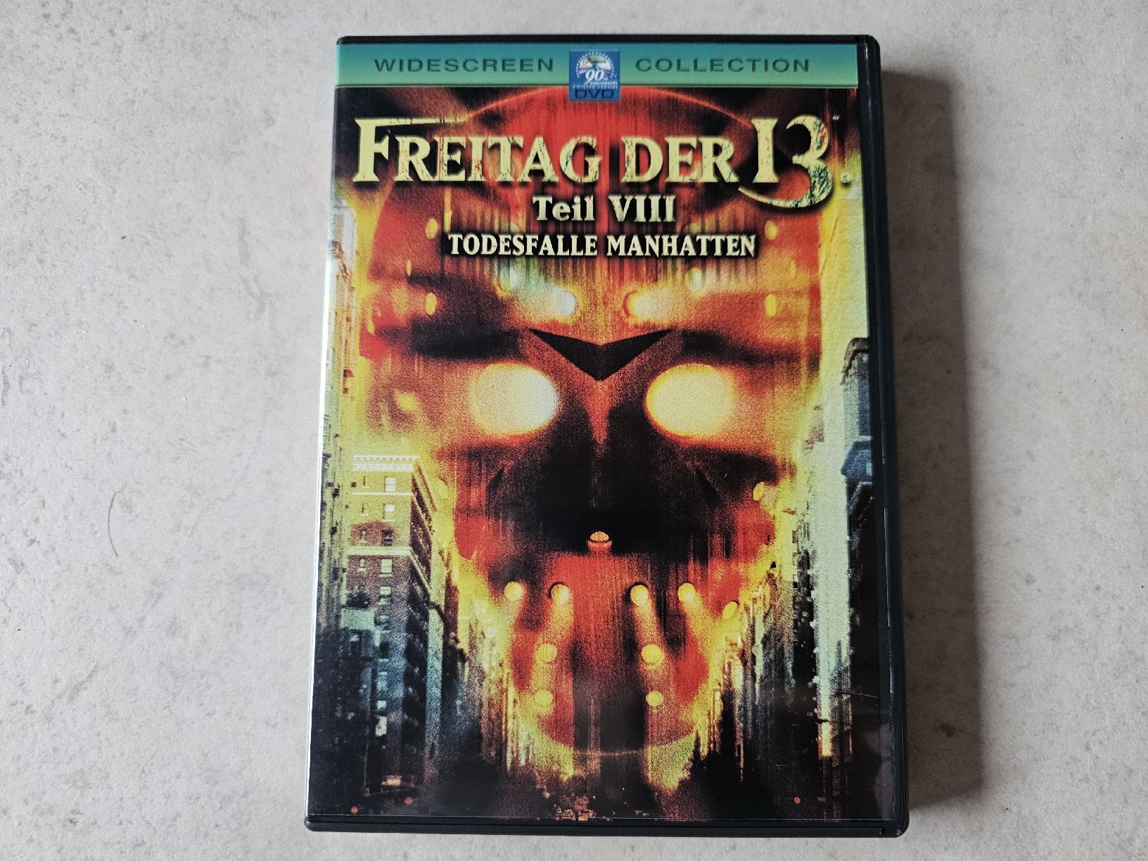 Alle DVDs: Freitag der 13.  -  Teil Vlll / Todesfalle Manhatten – Gebraucht aus Schneisingen von backstore24