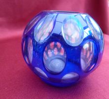 Antike Schale Vase blaues Kunst Glas mit Lichteffekten