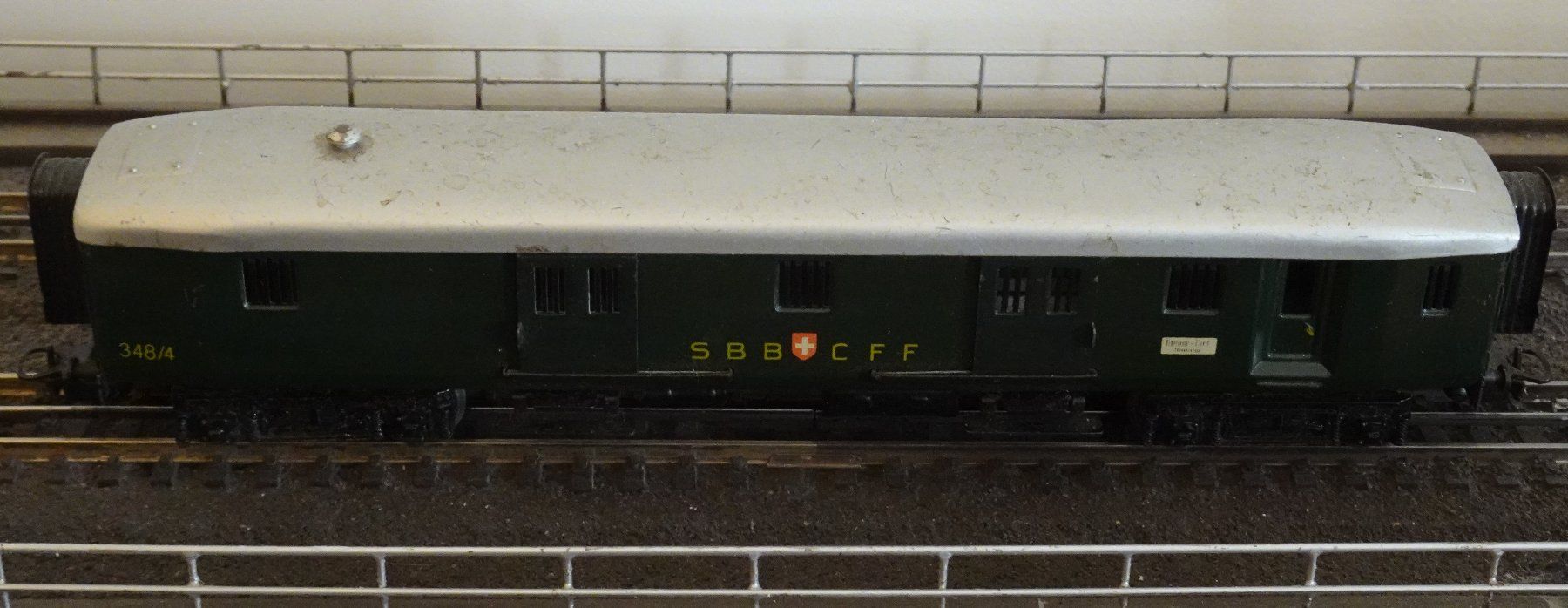 Märklin Modelleisenbahnen: Märklin Leichtschenllz Gepäckwagen 348/4 – Gebraucht aus Grossaffoltern von berner85