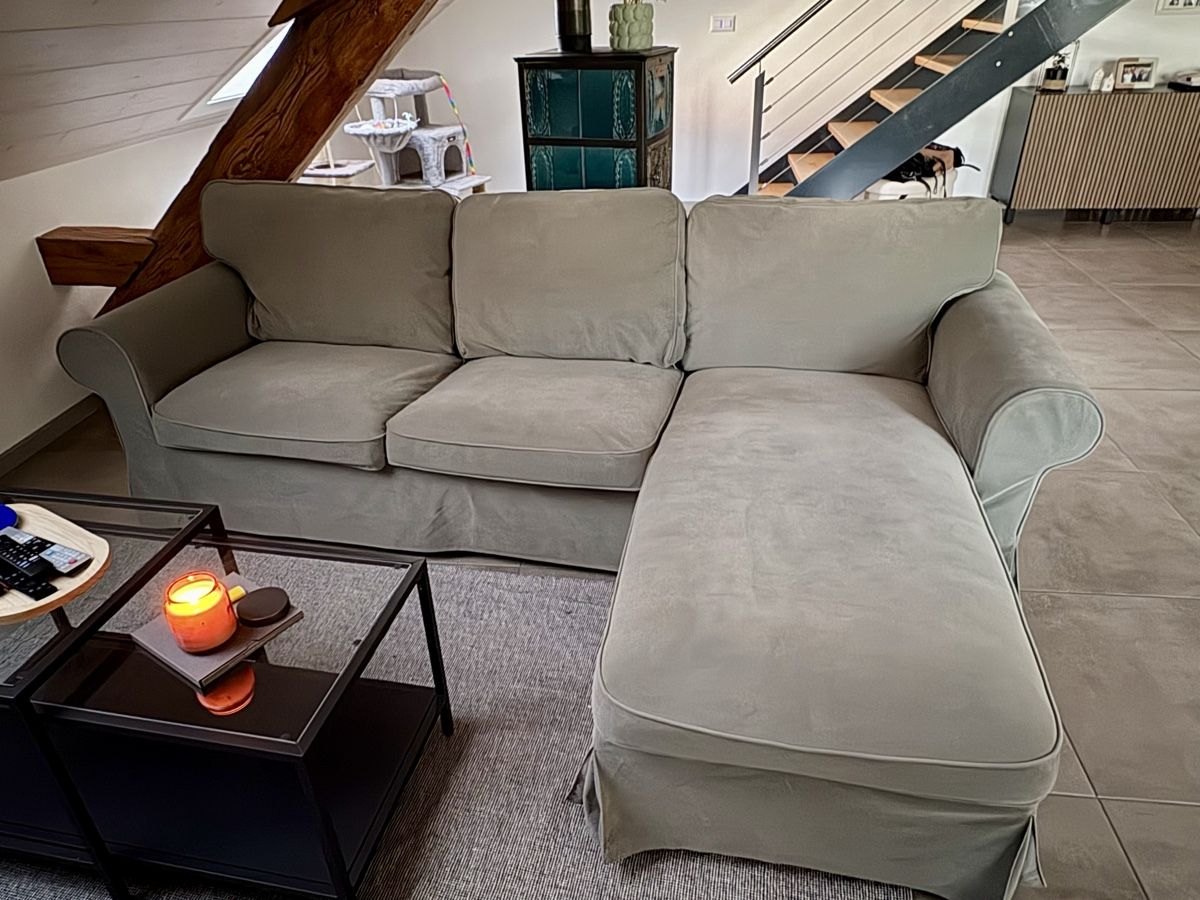 Ikea Divani: Canapé d’angle – Usato da Savagnier venduto da ale_k2ld