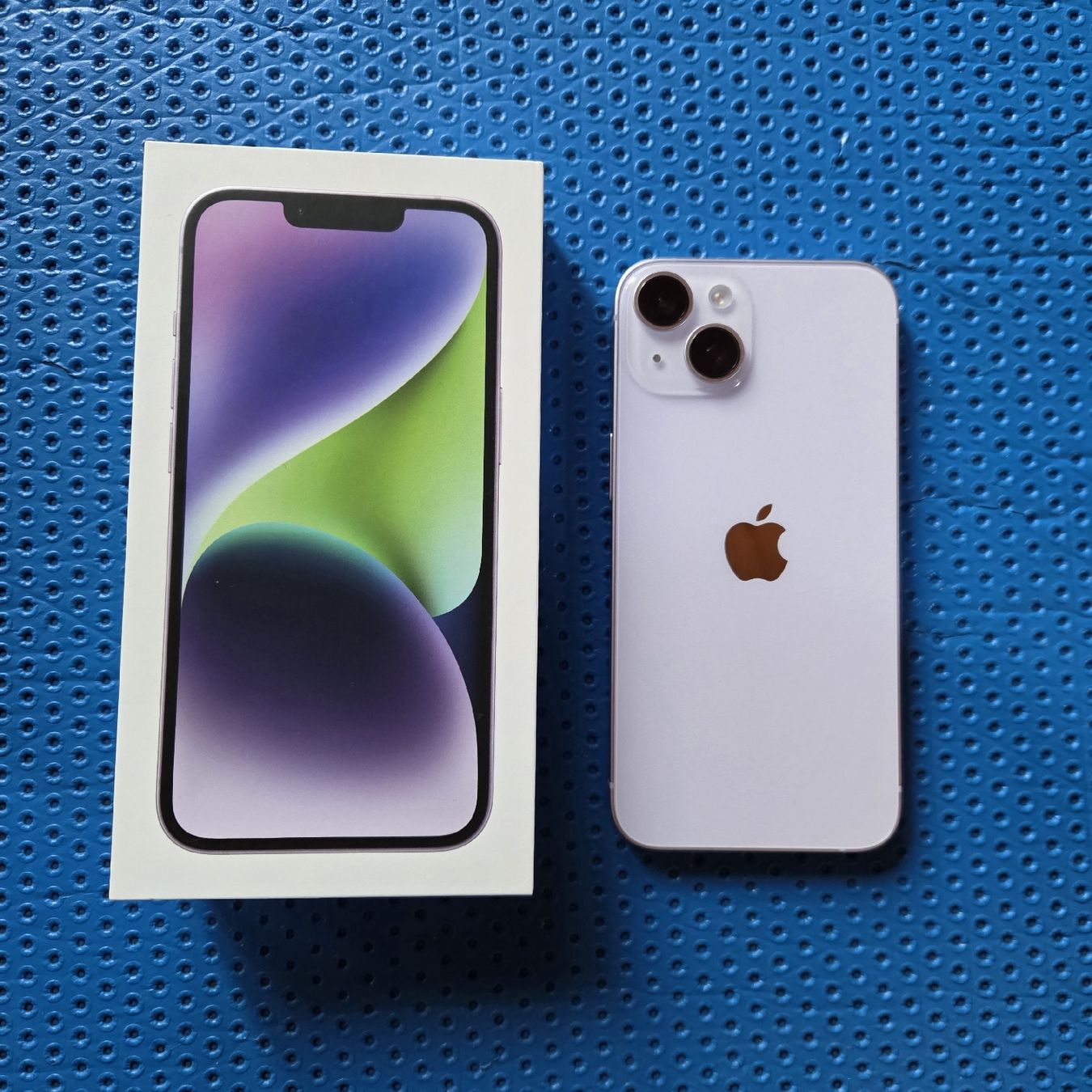 Apple Portables: iPhone 14 256GB Purple  – D'occasion à Schwanden b. Brienz par veloso_nuno