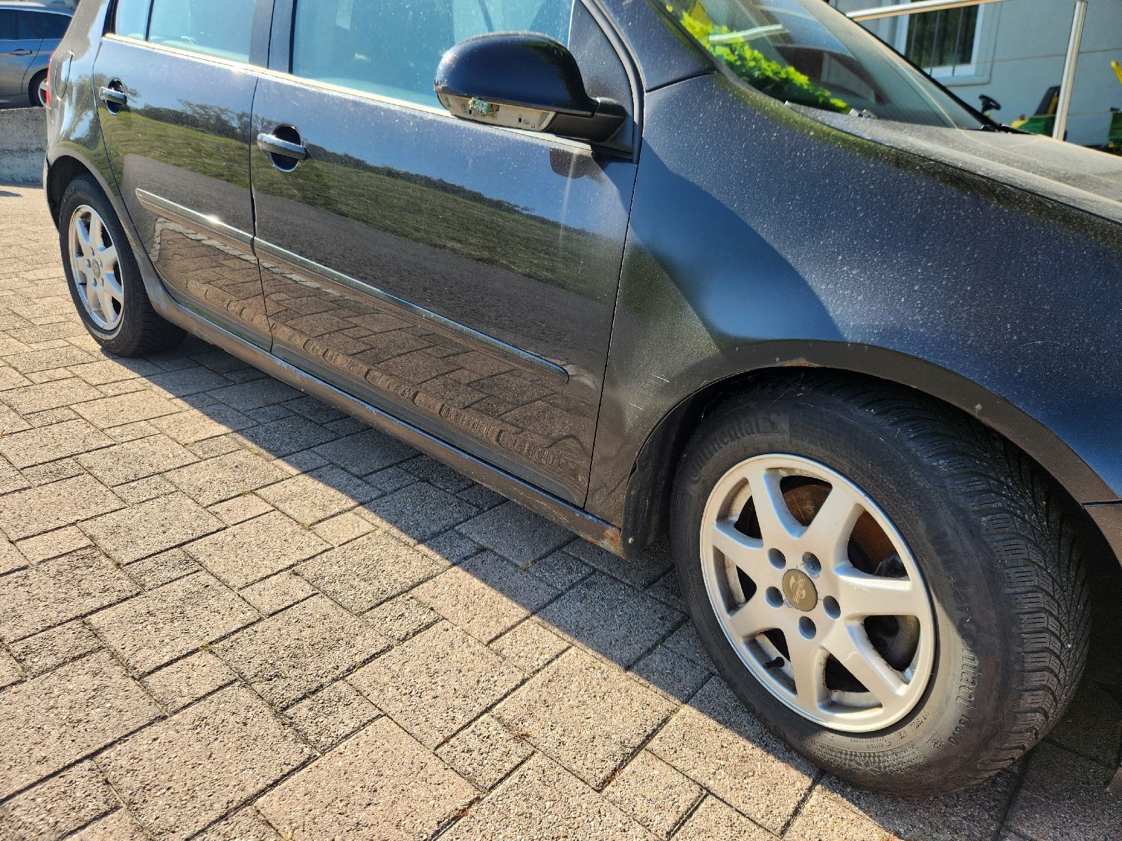 VW Autos: VW Golf, 4 motion Schwarz – Gebraucht aus Berneck von  3
