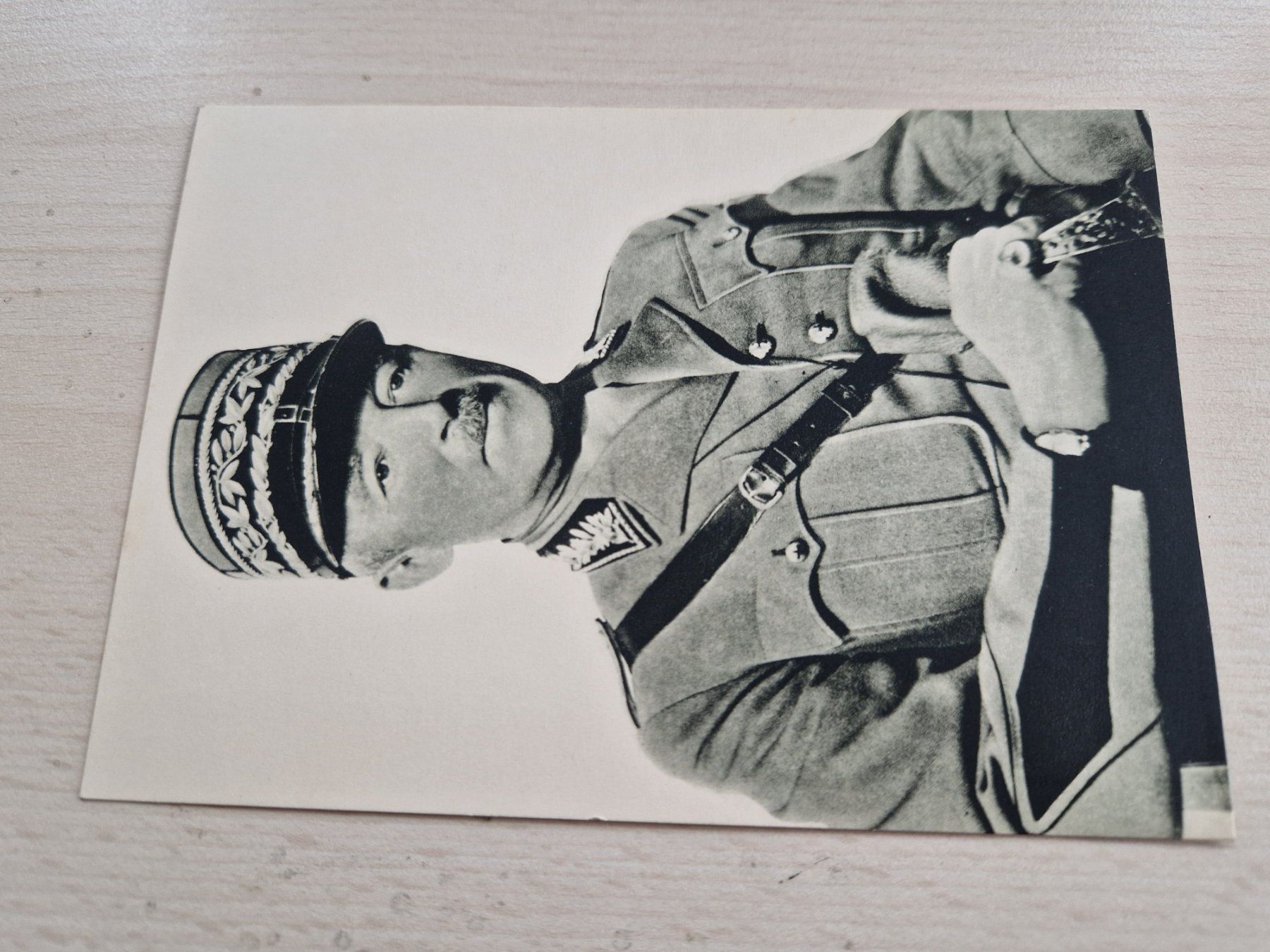 Tutti i francobolli: Soldaten PK, ab 1.- – Usato da Burgdorf venduto da Glossy01 4
