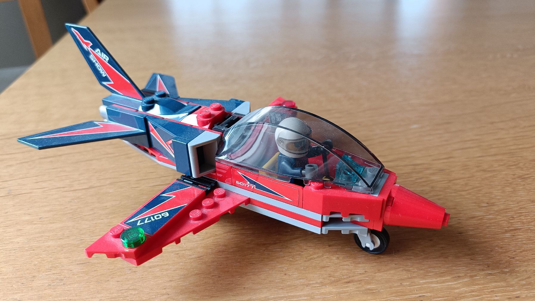 Lego Baukästen: Lego City Düsenflieger 60177 – Gebraucht aus Hinwil von Anlija 2