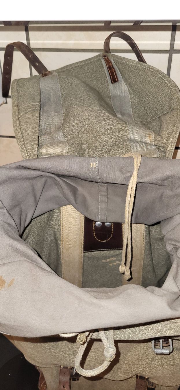 Schweizer Armee Zaini: Original-Rucksack der Schweizer Armee, 1966 – Usato da Bonfol venduto da salutoi01 4