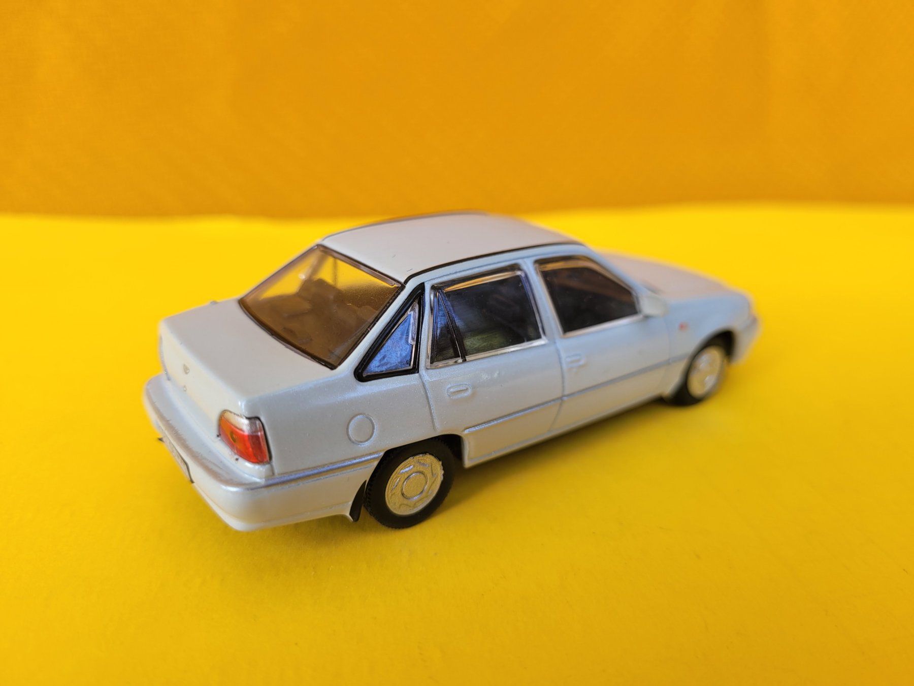 Modellini d'auto: Daewoo Cielo 1:43 DeA Collection presse – Nuovo (secondo la descrizione) da Domdidier venduto da Bimbo57 4