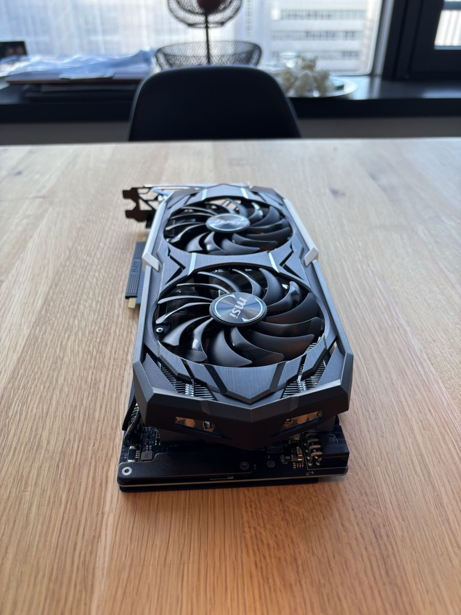 MSI Schede grafiche: MSI GeForce RTX 2070 Armor 8G, neuwertig! – Usato da Zürich venduto da Blinddarm 3