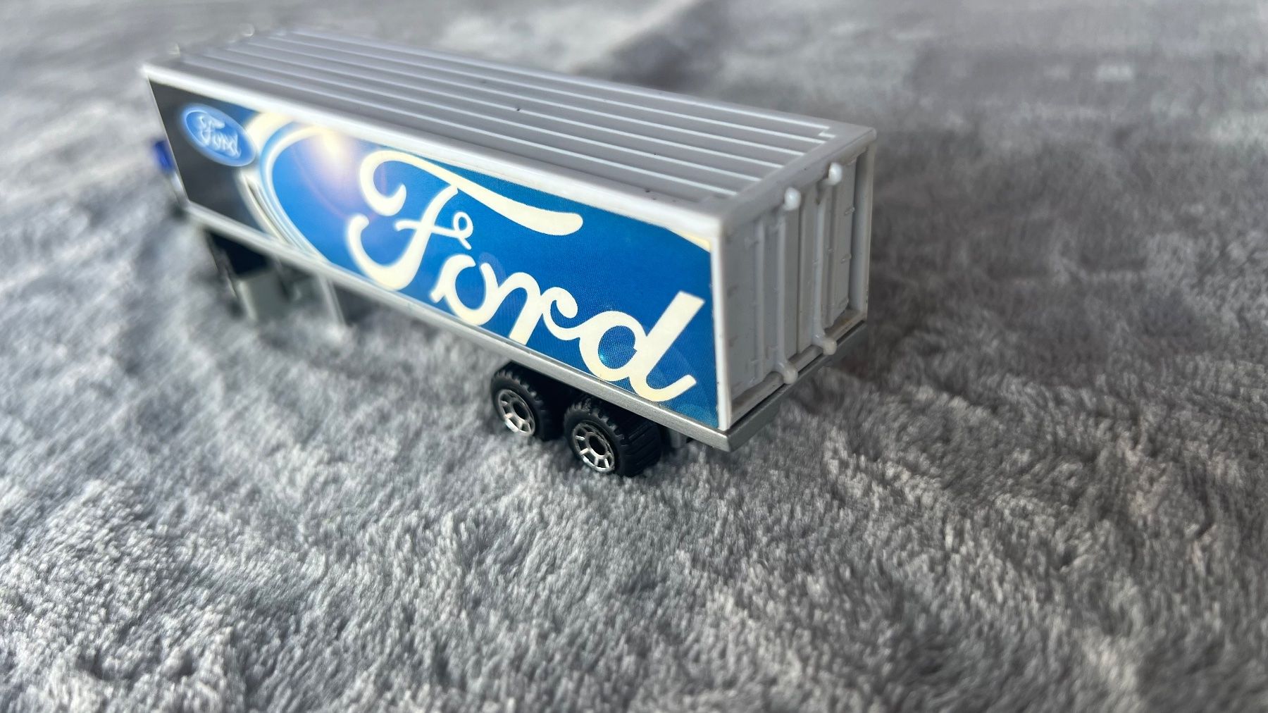 Matchbox Modellautos: Matchbox Ford Aeromax, Sattelschlepper, Blau 1991 – Gebraucht aus Schübelbach von Dolly990_2 3