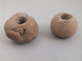 Antike Webgewichte oder Wirtel