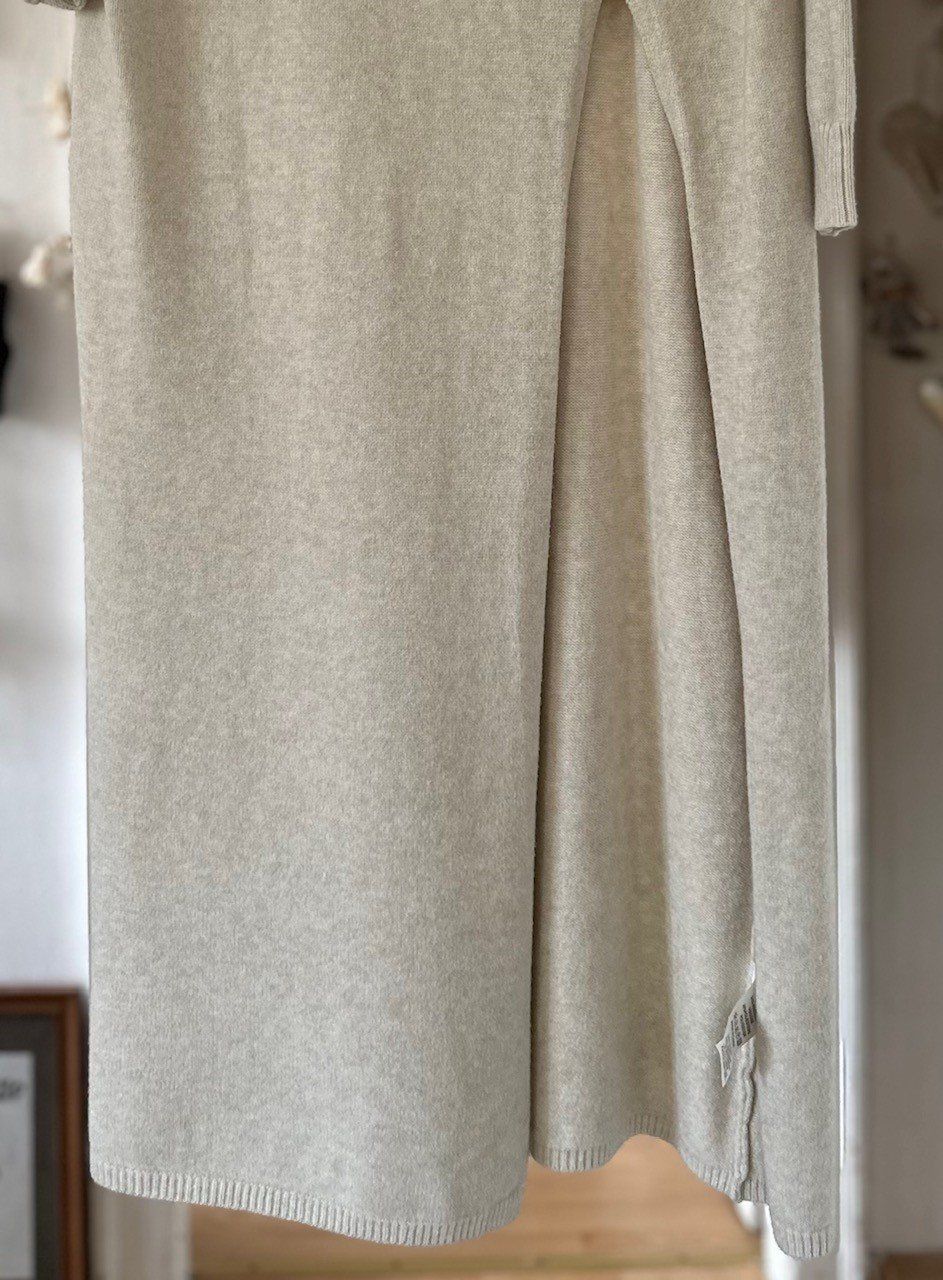 Pulls & Sweat-shirts: LONG PULLOVER/ROBE! M NOUVEAUTÉ 2026/27 – Neuf avec emballage d'origine à Locarno par NicoNion 2