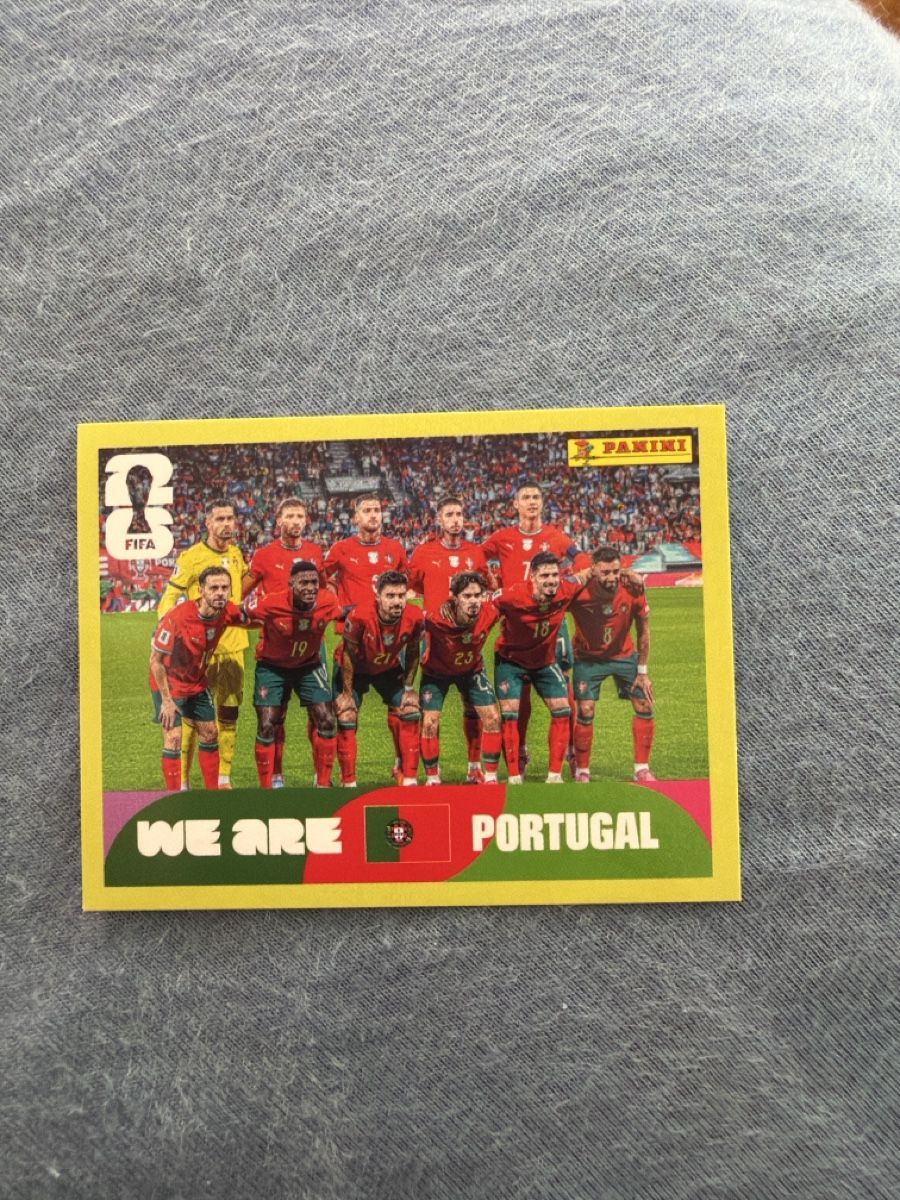 Panini Cartes à collectionner: Panini WM 2026 POR 13 – Neuf avec emballage d'origine à Aarau par Tam6
