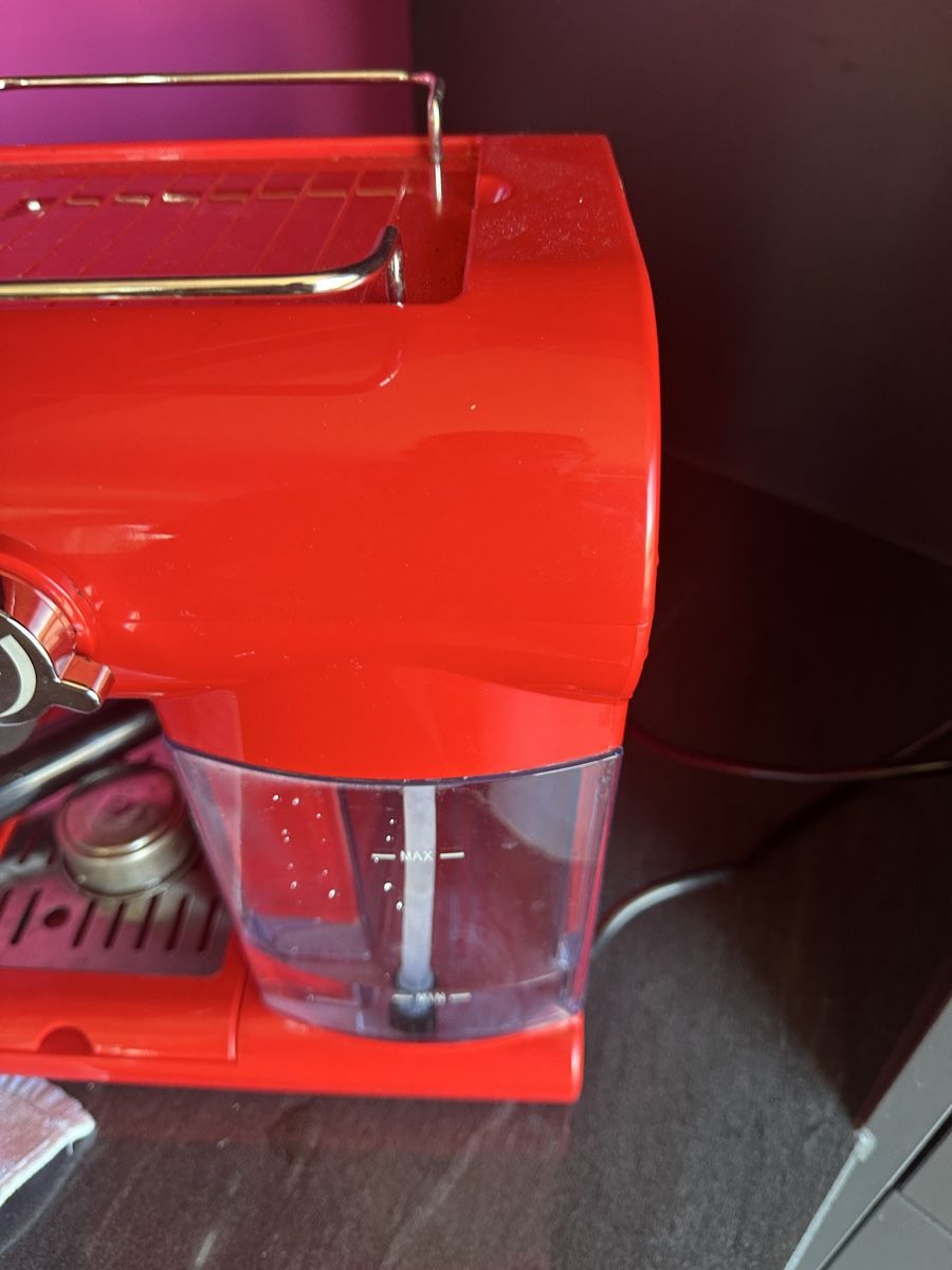 SilverCrest Macchine per caffè & Macchine per espresso: Silvercrest SEMC 1100 A1 Espresso Machine Red – Usato da Zürich venduto da gel_8npg 2