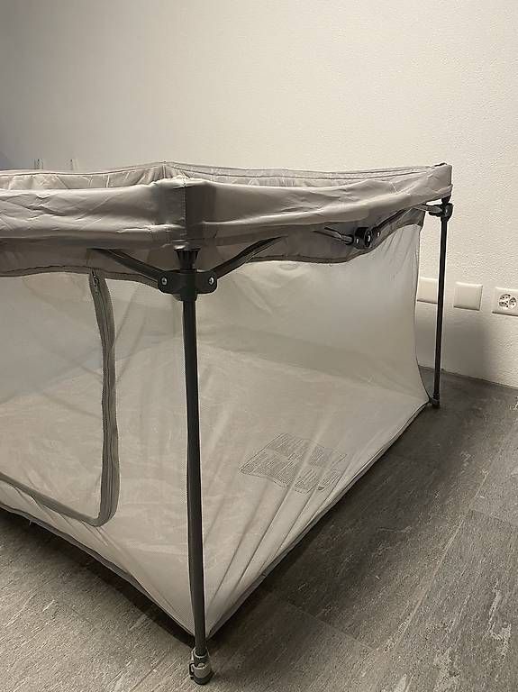 Lauf- & Sicherungsgitter: Box per bambini – Gebraucht aus Cugnasco von lua_xv76 2