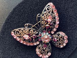 Brosche Schmetterling mit lila Schmucksteinen Vintage