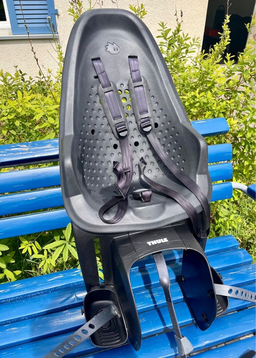 Auto-Kindersitze: Thule Velo-Kindersitz  – Gebraucht aus Zürich von ckay78