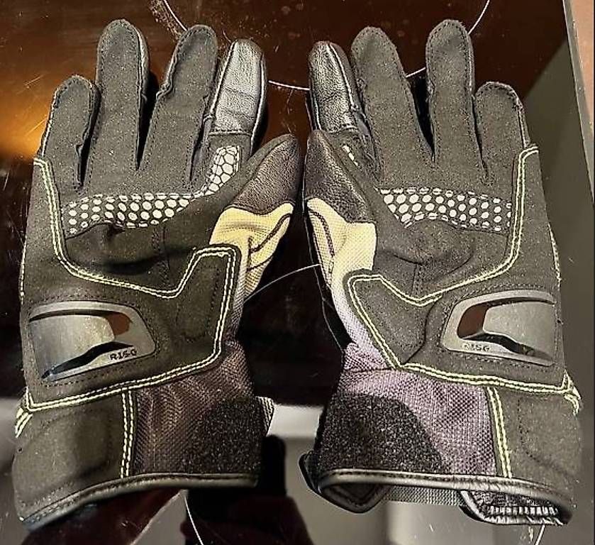 Guanti & manicotti: Leichte Töff / Motorrad Handschuhe Macna Terra RTX Gr. M  – Usato da Luzern venduto da el_duende 1