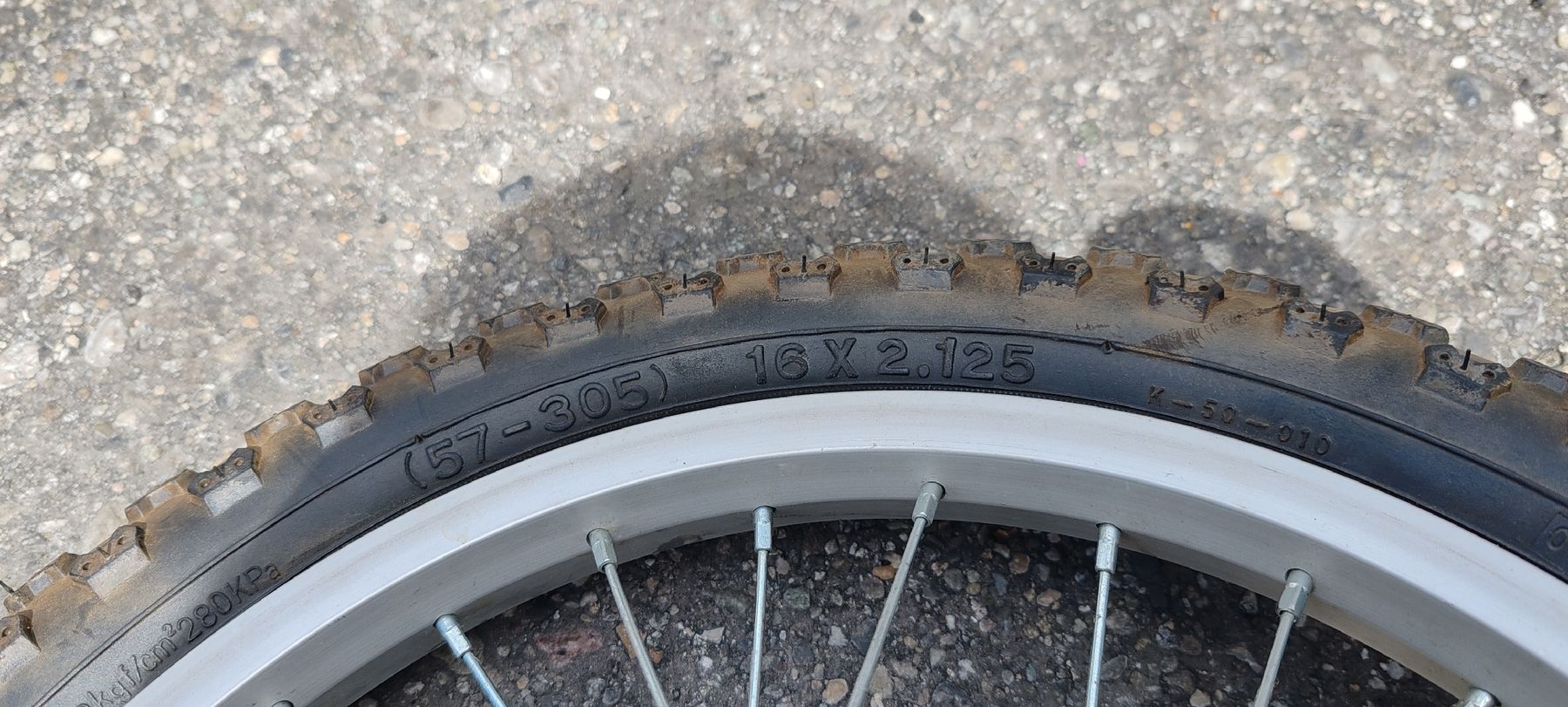 Pneus & Kompletträder: 2 roues vélo 16" – Gebraucht aus Biel/Bienne von Mollarddesign 1