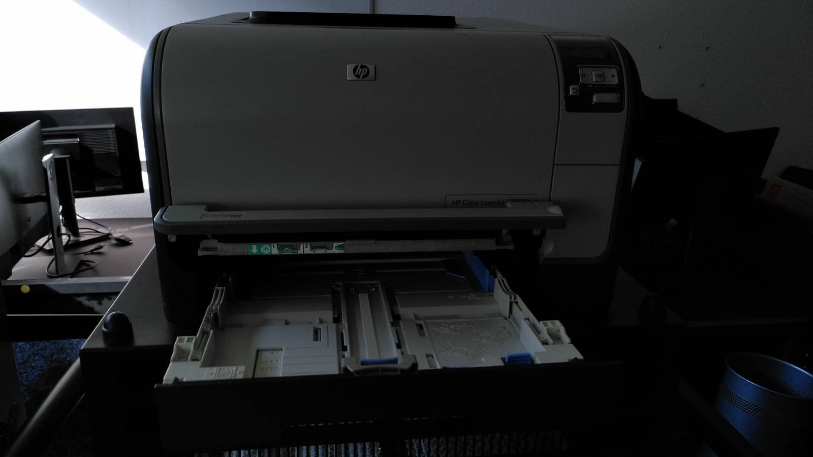 Hewlett Packard Stampanti: Drucker HP Color LaserJet CP1515n – Usato da Zürich venduto da sar_7qmm 2