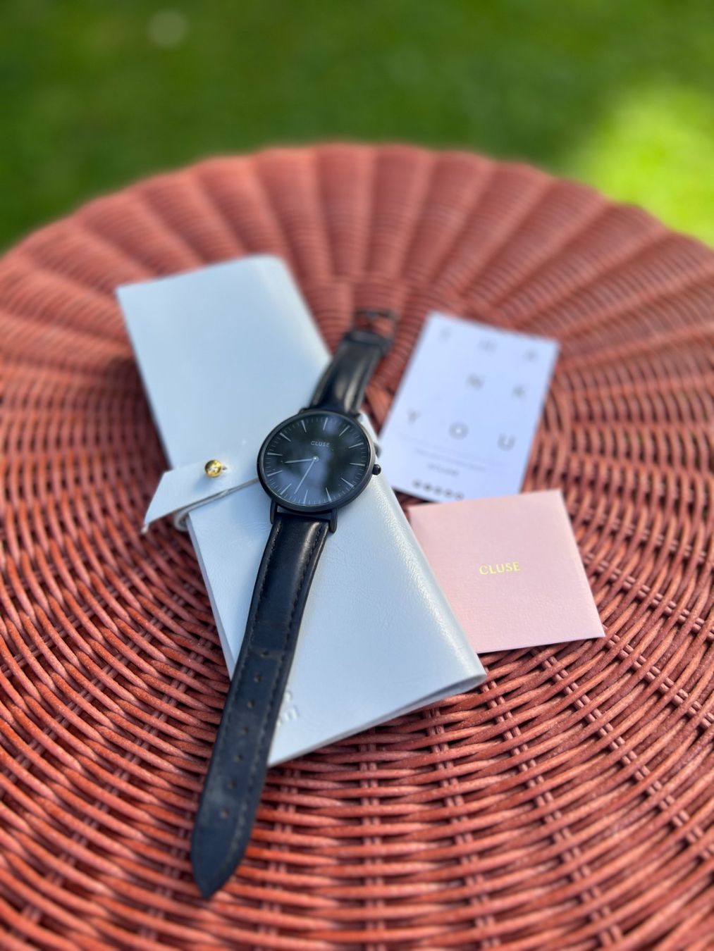 Cluse Orologi: Schwarze Cluse Uhr mit Etui – Usato da Wallisellen venduto da Val1990