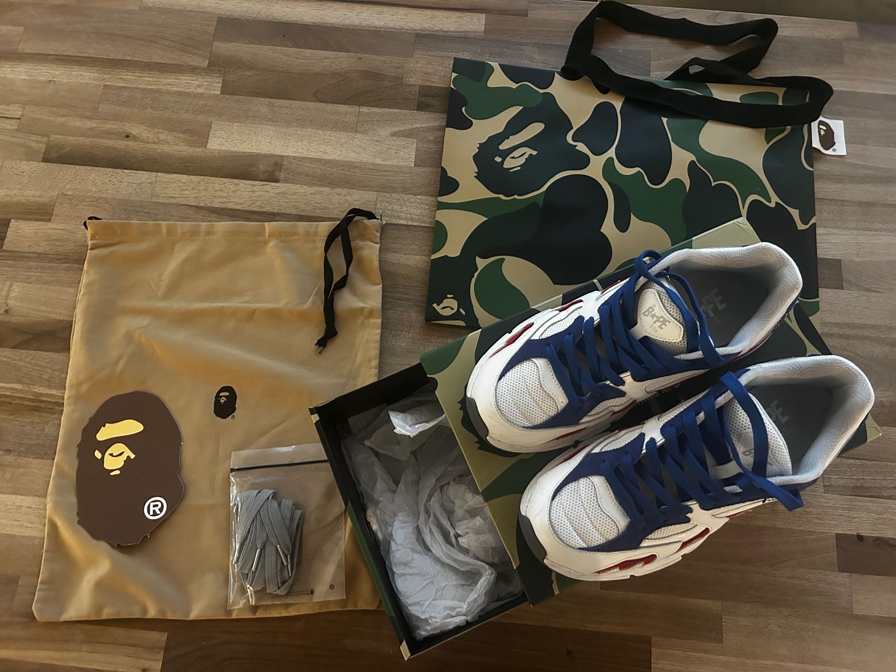 Bape Herrenschuhe: Supercooler A Bathing Ape Sneaker Grösse US 10 – Gebraucht aus Oberwil-Lieli von Mhd 8