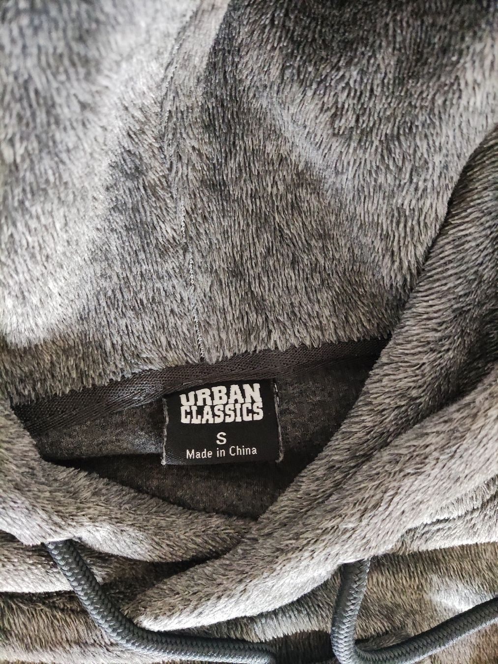 Pullover & Sweatshirts: Kuscheliger Pullover Grau – Gebraucht aus Neuchâtel von plazzzzma 4