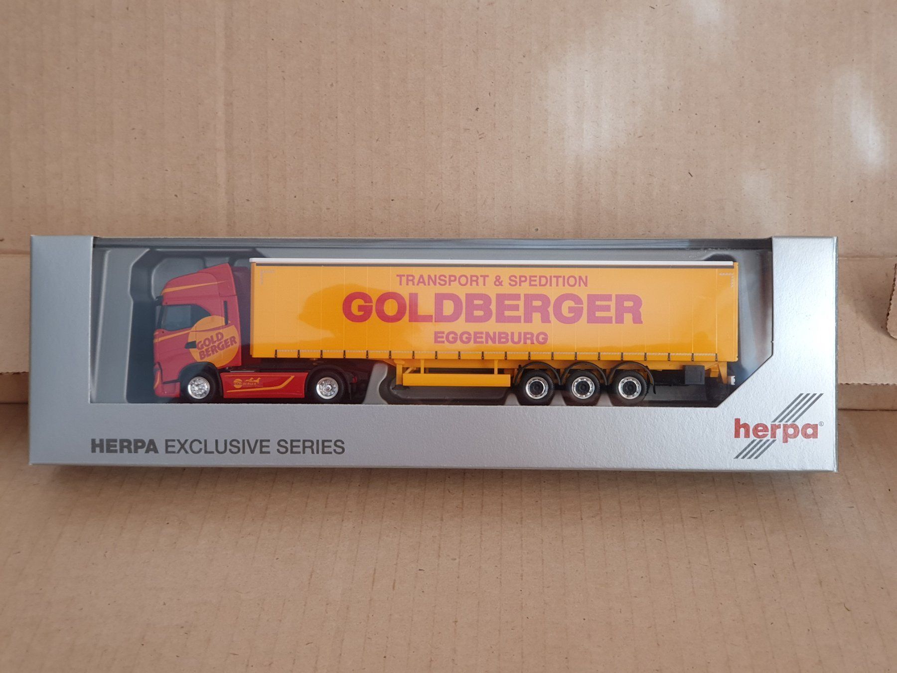 Herpa Modellini d'auto: HERPA. IVECO S/WAY 4X2.      1:87. – Nuovo e nell'imballaggio originale da Romanel-s-Lausanne venduto da Bidule01 4
