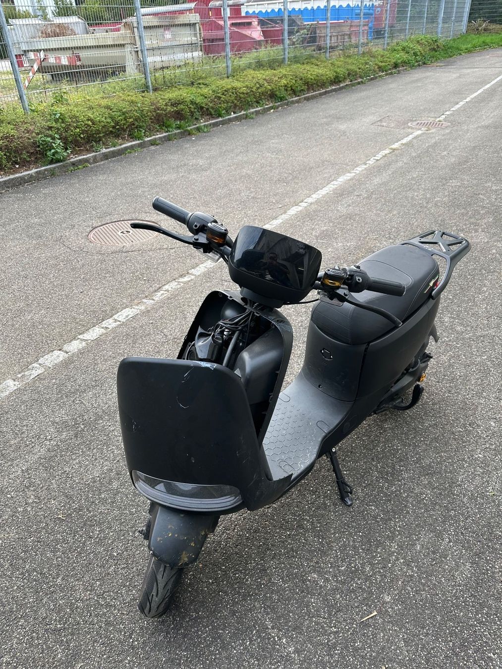 Voiturettes électriques: Forza E-Roller – Défectueux à Liestal par FuV01 1