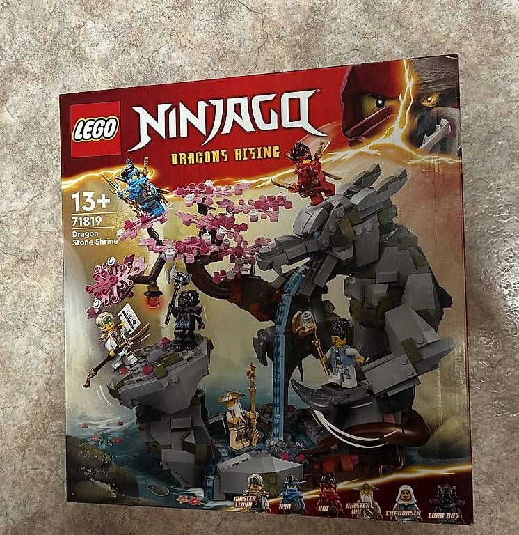Spielzeuge: LEGO Dragon Stone Shrine – Gebraucht aus Birmensdorf ZH von raj_g5bv