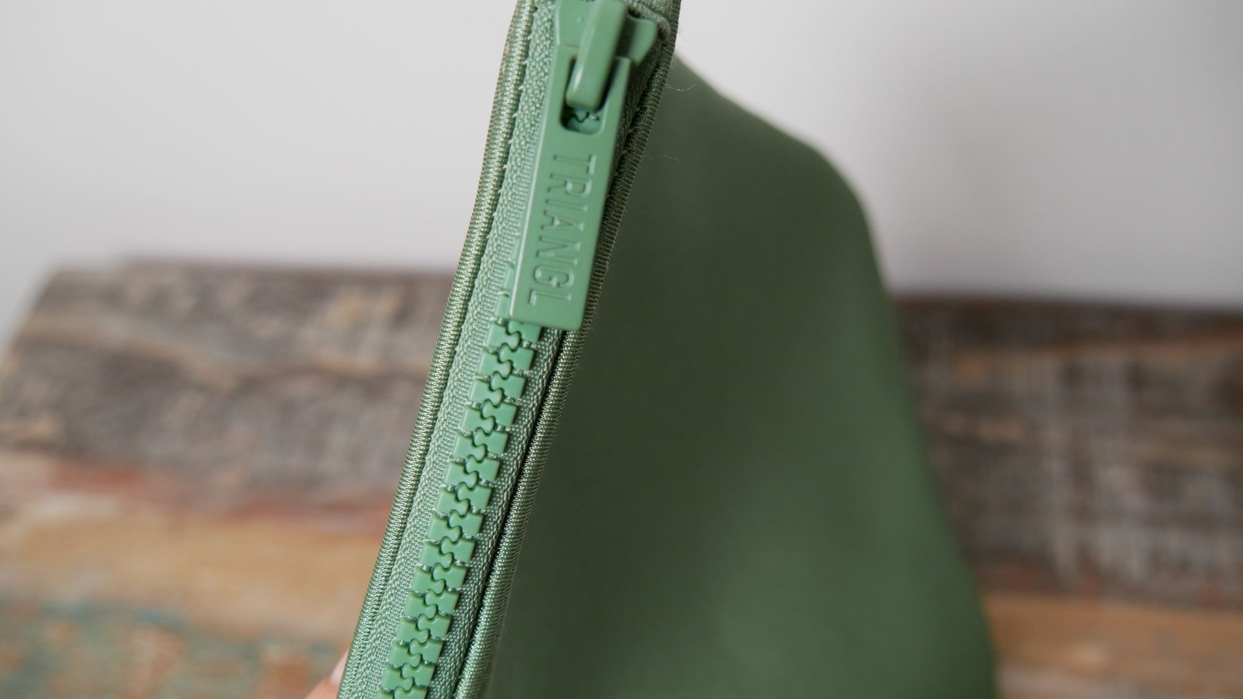 Borse da donna: Triangl Bikini Neopren Tasche Täschchen – Nuovo (secondo la descrizione) da Zürich venduto da julia_vina 2