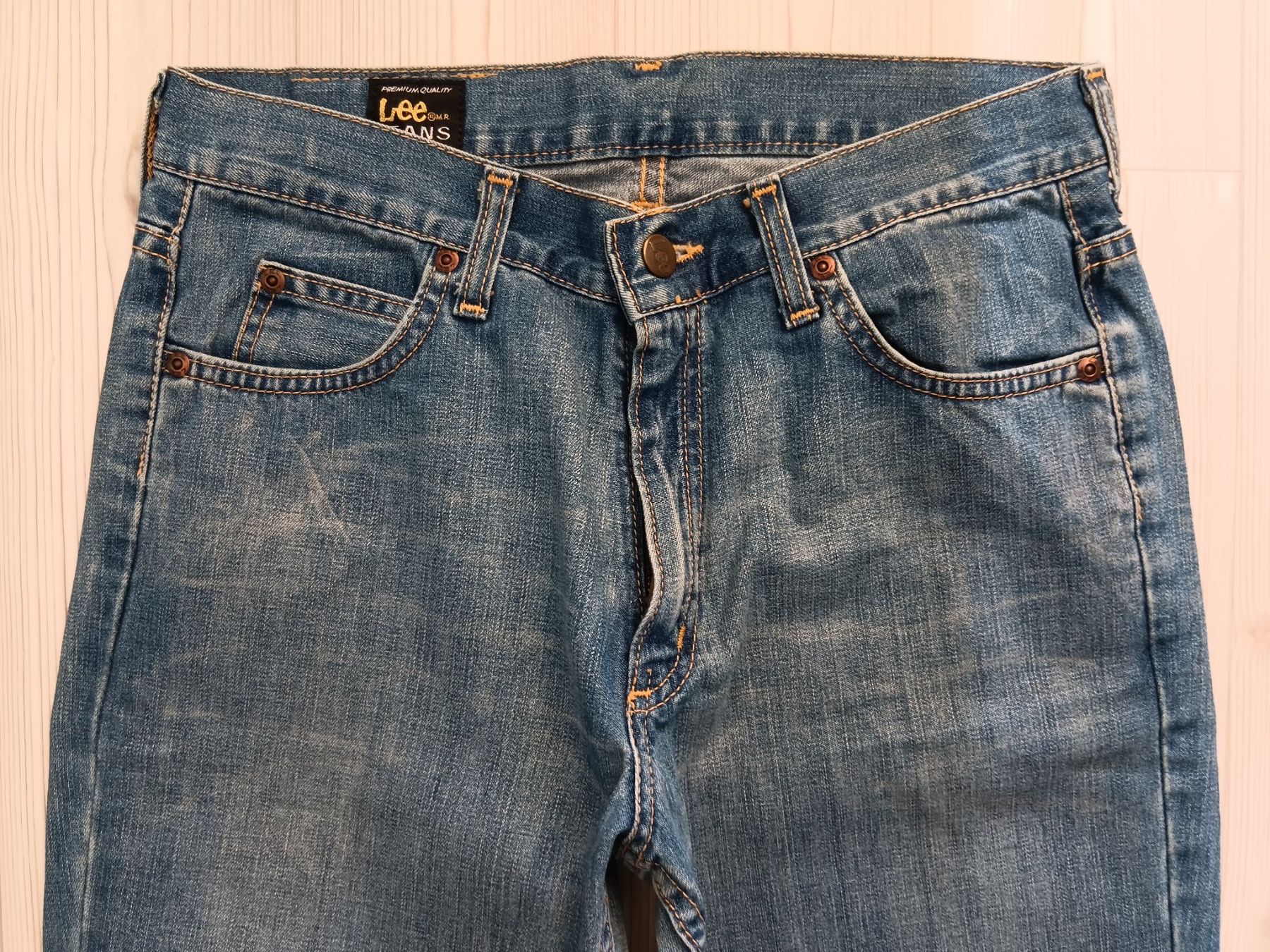 Lee Jeans: LEE  Jeans     Taille / Grosse W 30 L 33     STRAIGHT – Gebraucht aus Cossonay-ville von Super-Price-Quality 1