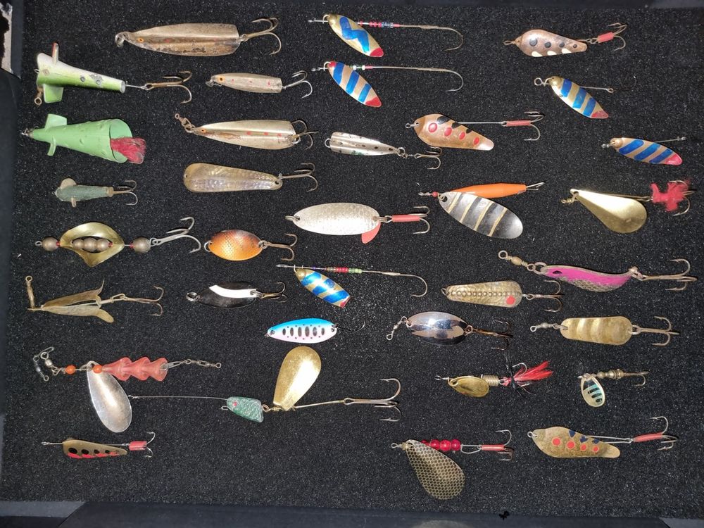 Alriedy Angelköder Set 10 Stück - Spinner Blinker 8g Mit Drillingen Für Barsch, Forelle, Hecht