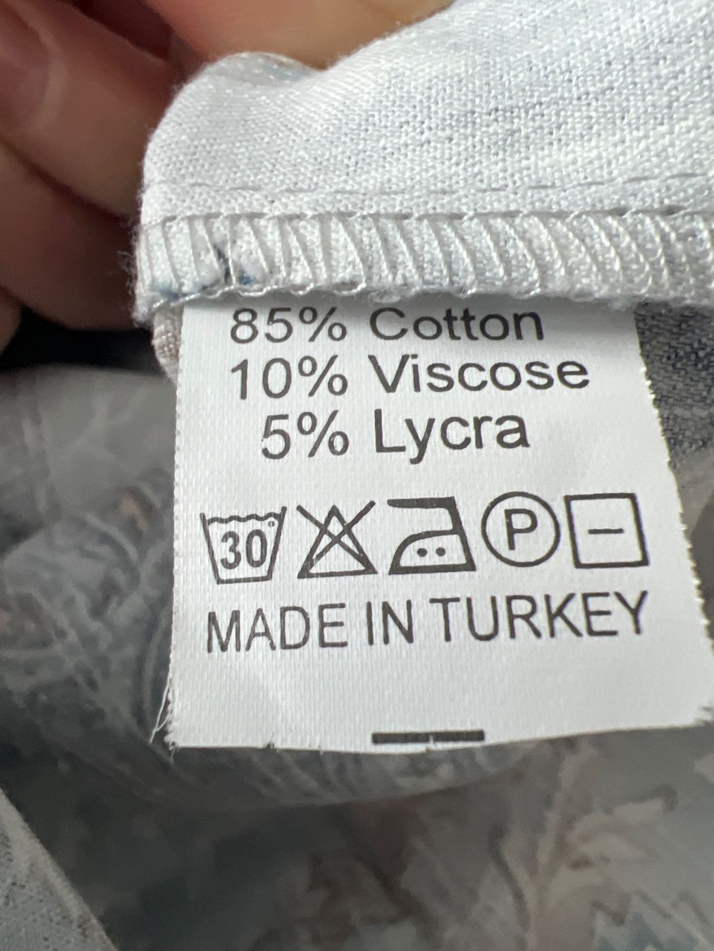 Jacken: Blaue Damen Jacke mit Blumenmuster, Grösse 38, – Gebraucht aus Nürensdorf von and_5tlm 2