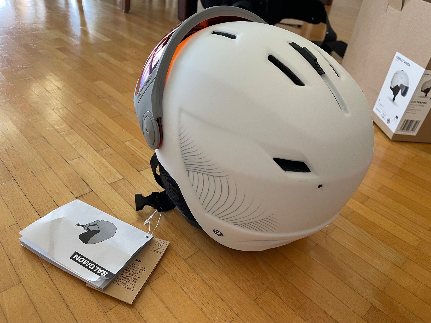 Salomon Caschi: Salomon Ski Helm ICON LT VISOR – Nuovo e nell'imballaggio originale da Ebmatingen venduto da ser_9rdh 6