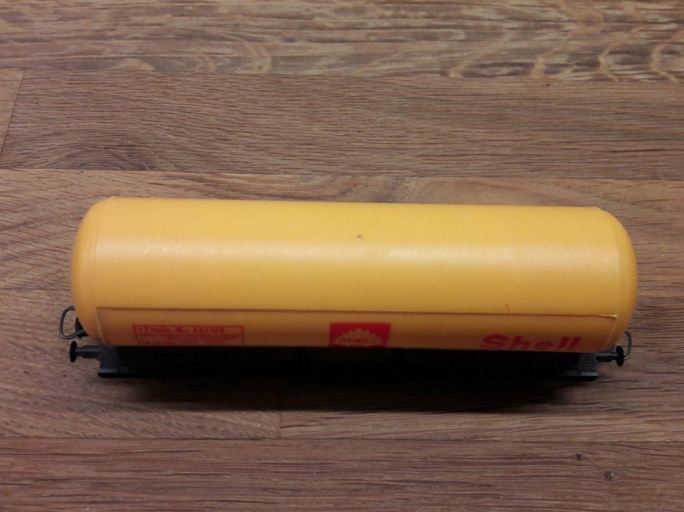 Lima Modelleisenbahnen: Lima HO DC : FS wagon citerne à 2 essieux "Shell" – Gebraucht aus Buttes von Cafe2005 7