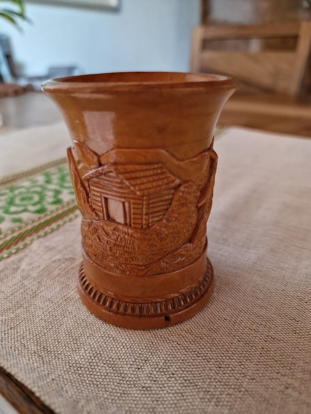 Sonstiger Schmuck: Holzbecher geschnitzt  -  Brienz  -  um 1880! – Gebraucht aus Röthenbach i. E. von Heureka5 4