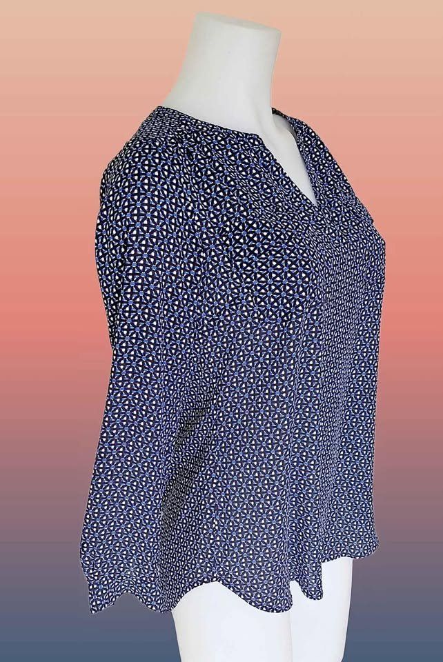 Blusen: Schicke Bluse – Neu (gemäss Beschreibung) aus Aarburg von Hystoria 3