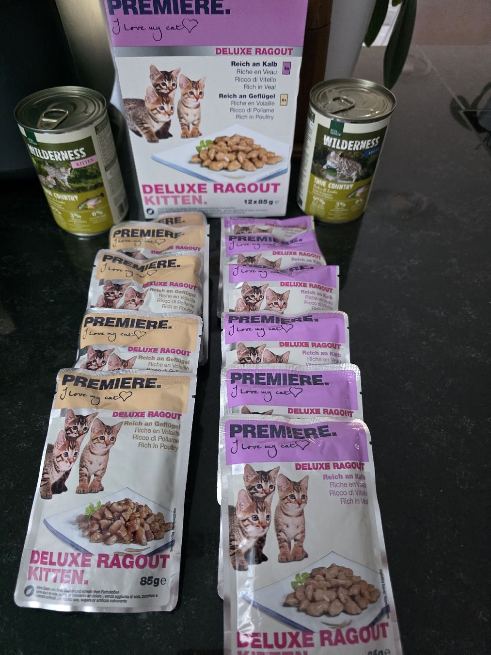 Nourriture: Katzenfutter  – Neuf avec emballage d'origine à St. Gallen par dom_gv6q 1