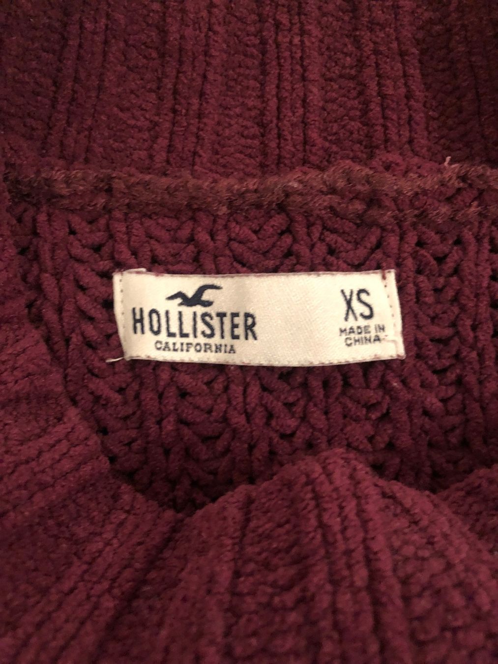 Hollister Maglioni & Felpe: STRICKPULLOVER HOLLISTER 36 weinrot – Usato da Wattwil venduto da jopara 1
