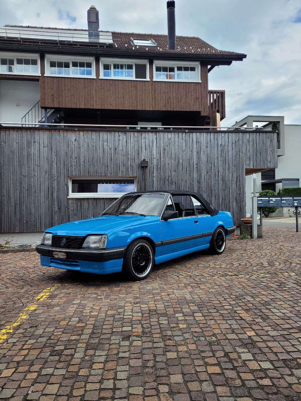 Opel Automobili: Opel Ascona cabrio – Usato da Willerzell venduto da Marzipan12