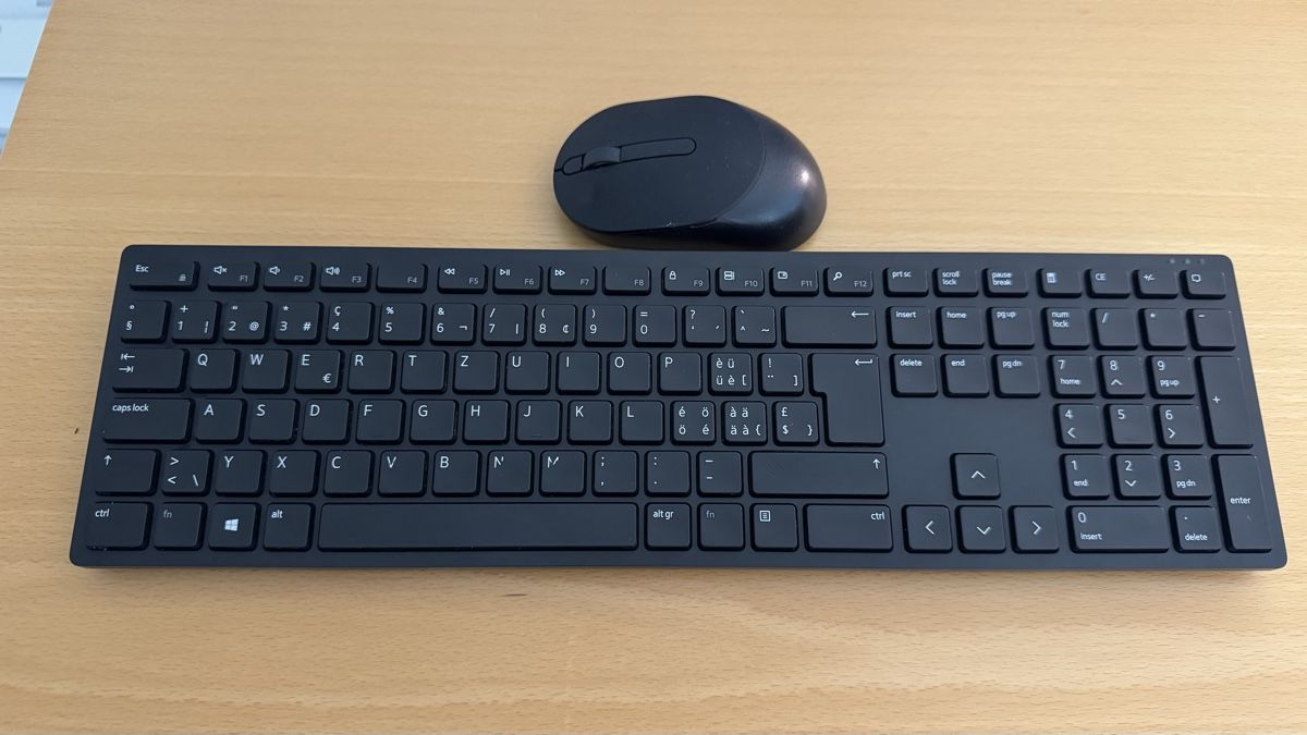 Dell Tastiere: Dell Tastatur-Maus Set KM5221W CH-Layout – Usato da Othmarsingen venduto da Mafi96