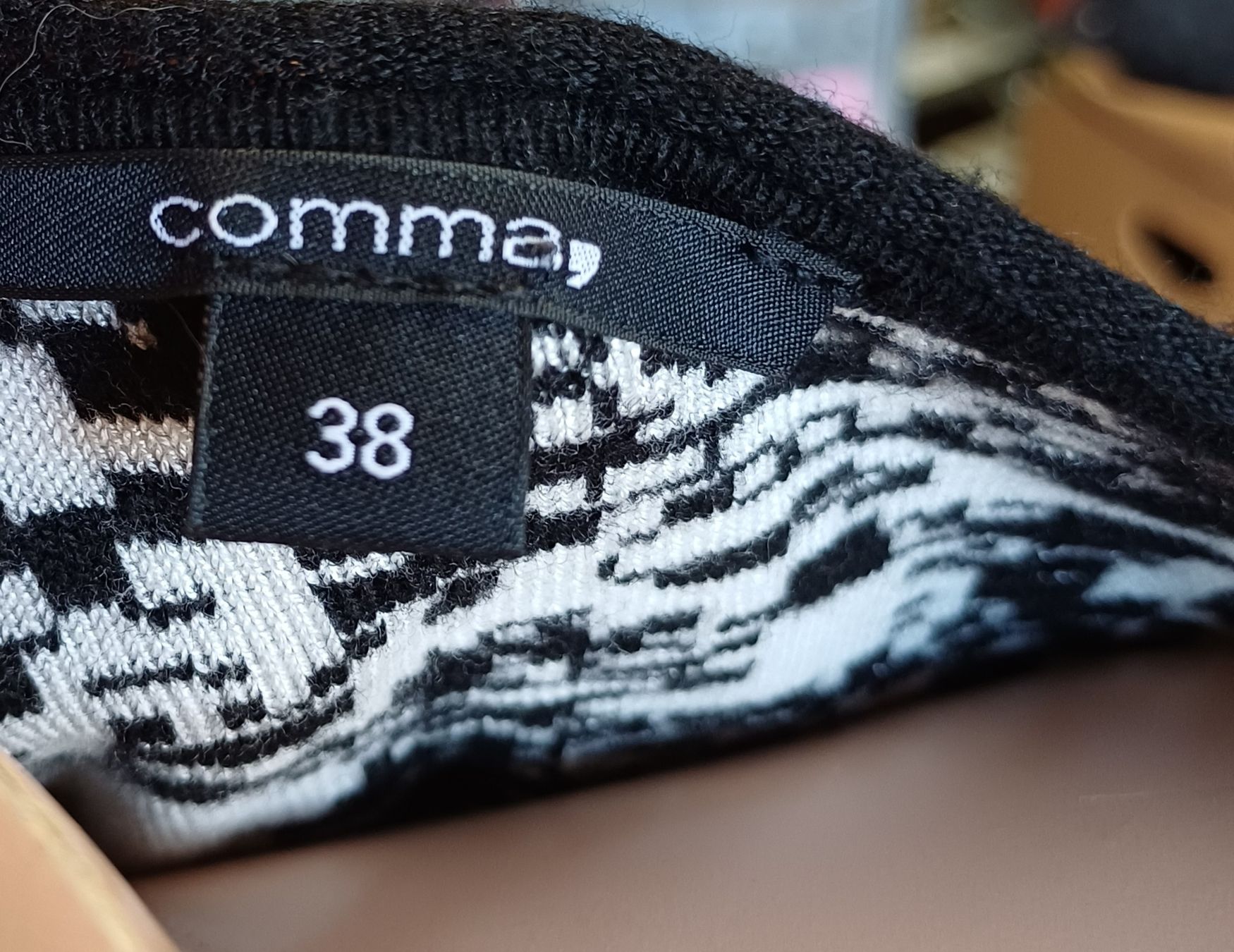 Comma Maglioni & Felpe: Pullover von comma, im 38 – Usato da Merenschwand venduto da Brockinell 2